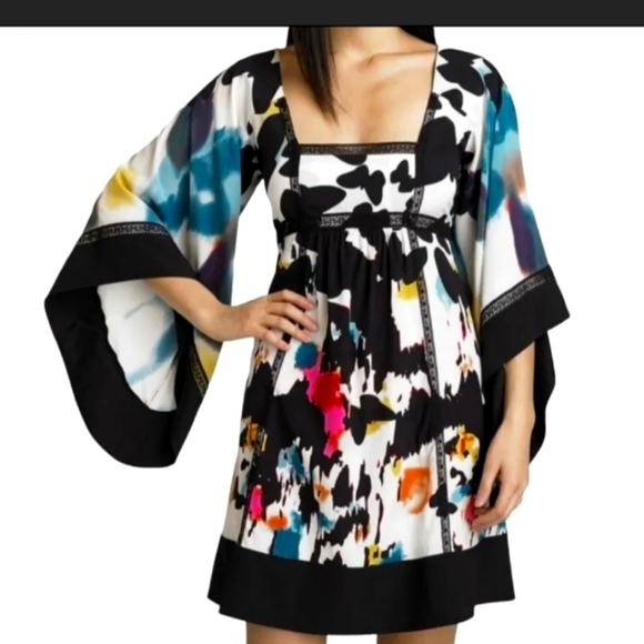 Diane Von Furstenberg Leena Silk-Blend Butterfly Print kimono Dress sz 4 - Picture 1 of 5